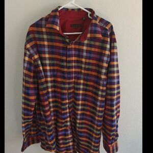 28 Degrees Men's Long Sleeve Button up shirt